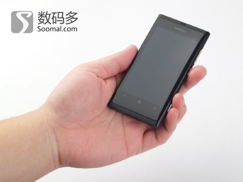 赵宇为作品 - Nokia 诺基亚 Lumia 800 智能手机